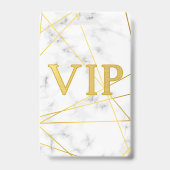 Uitnodiging marble Gold Birthday VIP Pass Badge (Achterkant)