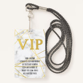 Uitnodiging marble Gold Birthday VIP Pass Badge (Voorkant met draagriem)