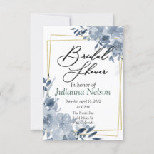 Uitnodiging met blauwe aquarel bloemen en gouden l