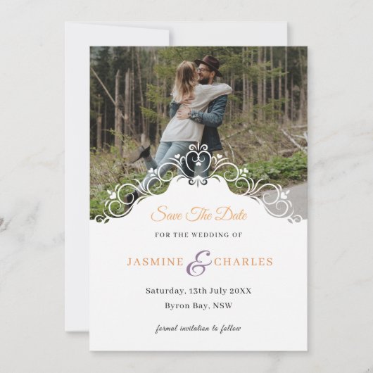 Uitnodiging met cursieve rand en foto Save the Dat (Voorkant)