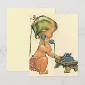 Uitnodiging met leuk blond meisje dat praat op spe (Voorkant / Achterkant)