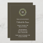 Uitnodiging Monogram Wreath Holiday Party (Voorkant / Achterkant)