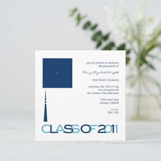 Uitnodiging of aankondiging van afstuderen Pet Squ (Staand voorkant)