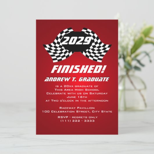 Uitnodiging tot Afstuderen van afgewerkte racevlag (Staand voorkant)