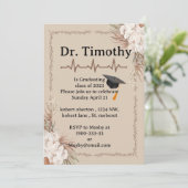 Uitnodiging tot afstuderen van een behandelbare st (Staand voorkant)