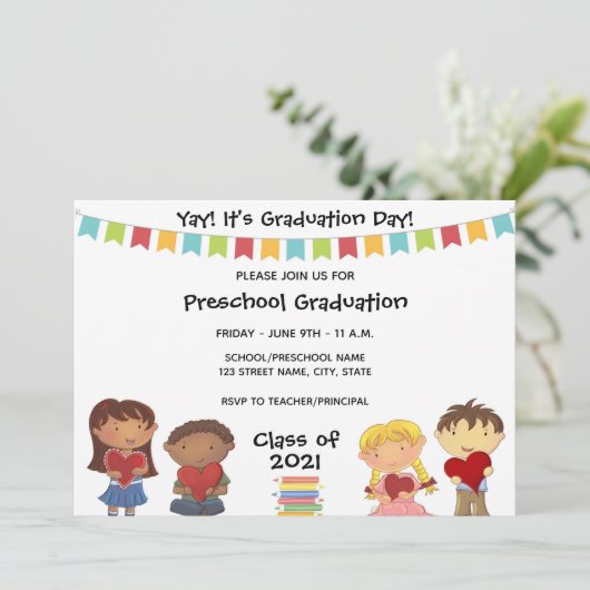 Uitnodiging tot Afstuderen voor de voorschoolse sc (Staand voorkant)