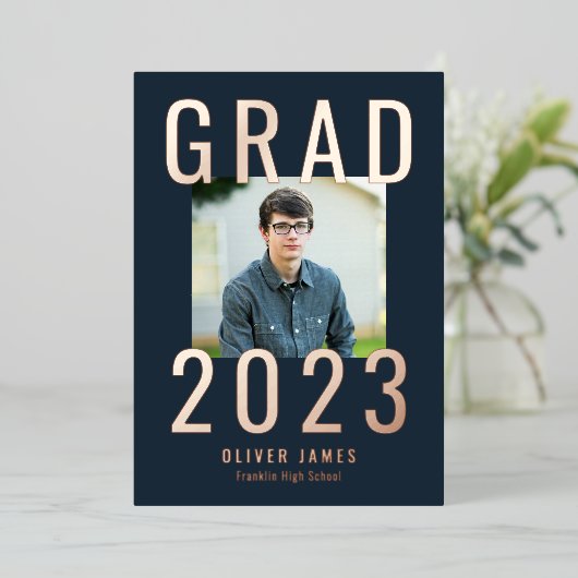 Uitnodiging tot bekendmaking Afstuderen voor Folie (Staand Voorkant)