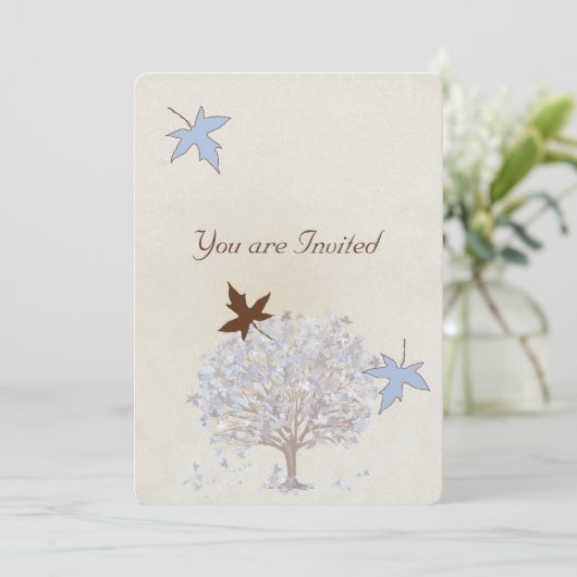 Uitnodiging tot blauwe en bruine bruiloft (Staand voorkant)