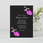 Uitnodiging tot een donkerroze orchidee bruiloft (Staand voorkant)