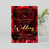 Uitnodiging tot Folie van klassieke Rode Roses Wed (Staand Voorkant)