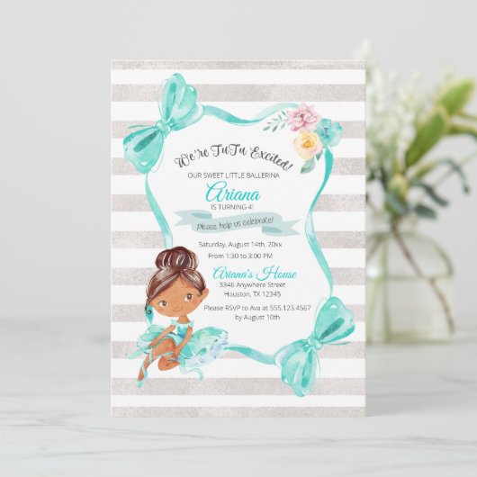 Uitnodiging tot geboorte van Tutu Excited Ballerin (Staand voorkant)