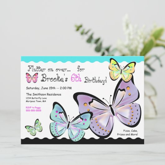 Uitnodiging tot heldere en mooie vlinder (Staand voorkant)