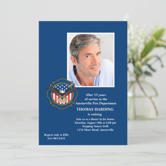 Uitnodiging tot pensionering van Fireman (Staand voorkant)