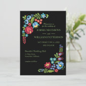 Uitnodiging tot uitzending van rode rode rozenwedd (Staand voorkant)