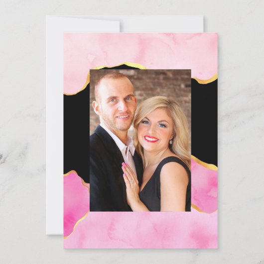 Uitnodiging tot weddenschappen met roze en goudgri (Achterkant)