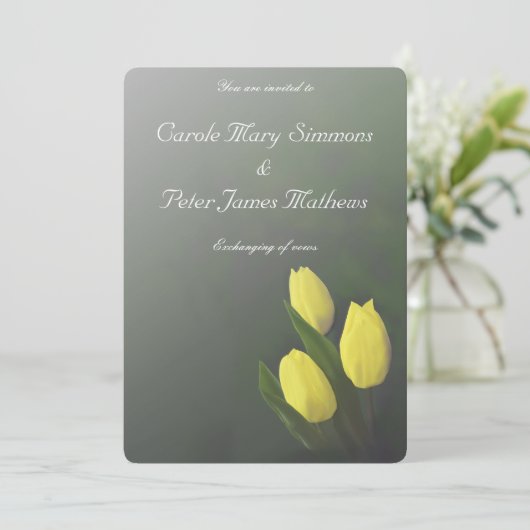 Uitnodiging tot weduwschap met Bright Gele Tulp Fl (Staand voorkant)