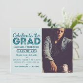Uitnodiging Trendy Male Photo Graduation Party (Staand voorkant)