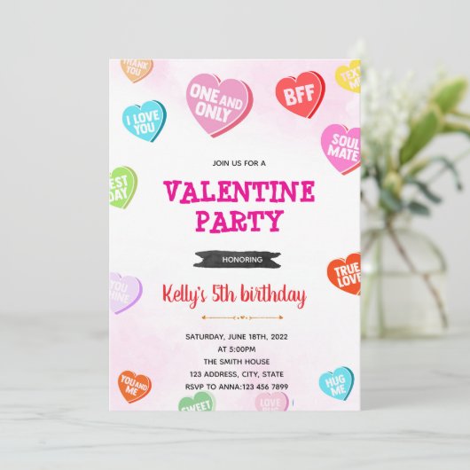 Uitnodiging verjaardag Conversation Hearts (Staand voorkant)