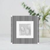 Uitnodiging Verjaardagsstreep Zwart Wit Foto (Staand voorkant)