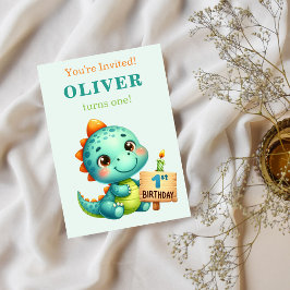 Uitnodiging voor 1e verjaardag met cute dinosaurus