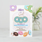 Uitnodiging voor 3de verjaardag Donut (Staand voorkant)