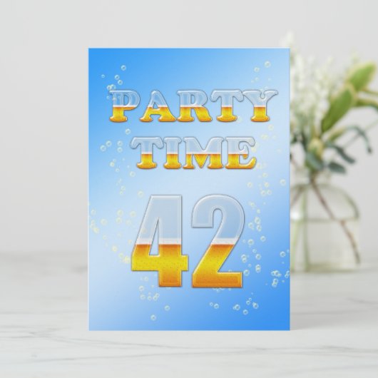 uitnodiging voor 42e verjaardag met bier (Staand voorkant)