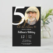 Uitnodiging voor 50e verjaardag met foto (Staand voorkant)