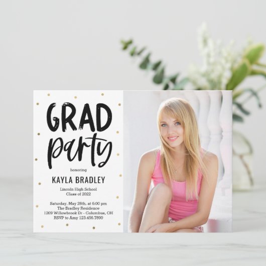 Uitnodiging voor Afstuderen van bewerkbare kleuren (Staand voorkant)