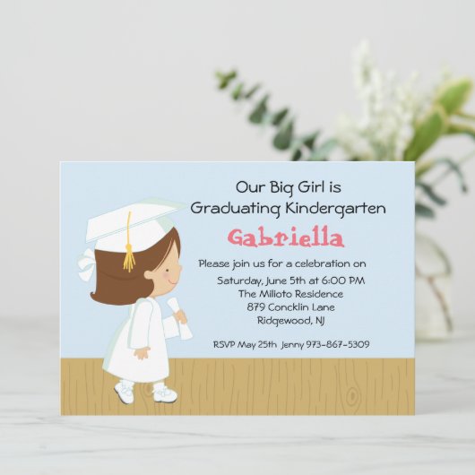 Uitnodiging voor Afstuderen van ons meisje (Staand voorkant)