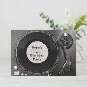 Uitnodiging voor afwisselende verjaardag van DJ (Staand voorkant)