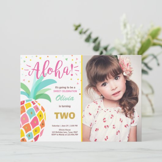 Uitnodiging voor ananas verjaardag Tropical Luau H (Staand voorkant)