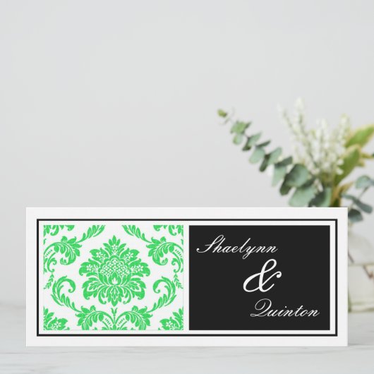 Uitnodiging voor Black and Green Damask Wedding (Staand voorkant)