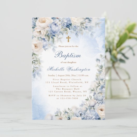 Uitnodiging voor blauwe en ivoren bloemdoop (Staand voorkant)