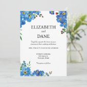 Uitnodiging voor bloemflorale bruiloft met blauwe  (Staand voorkant)