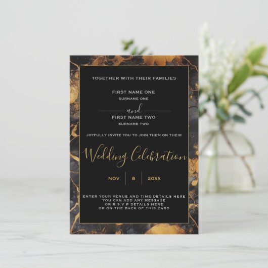 Uitnodiging voor bruiloft met zwarte en gouden mar (Staand voorkant)