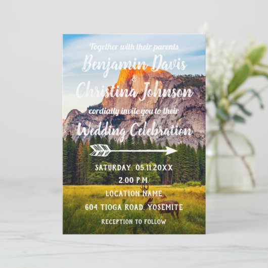 Uitnodiging voor bruiloft tussen Deer en Mountains (Staand voorkant)