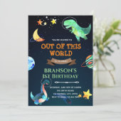 Uitnodiging voor buitenruimtedinosaurusverjaardags (Staand voorkant)