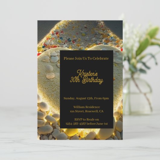 Uitnodiging voor Editable Birthday (Staand voorkant)