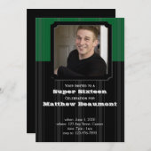 Uitnodiging voor groene en zwarte tripe Birthday P (Voorkant / Achterkant)