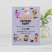 Uitnodiging voor Halloweenfeest in leuk kostuum (Staand voorkant)