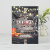Uitnodiging voor Haunted House Halloween-feest (Staand voorkant)