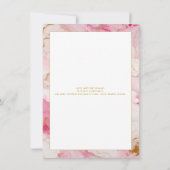 Uitnodiging voor het trouwen tegen roze en gouden  (Achterkant)