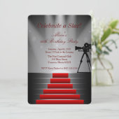 uitnodiging voor het verjaardagscentrum van rode t (Staand voorkant)