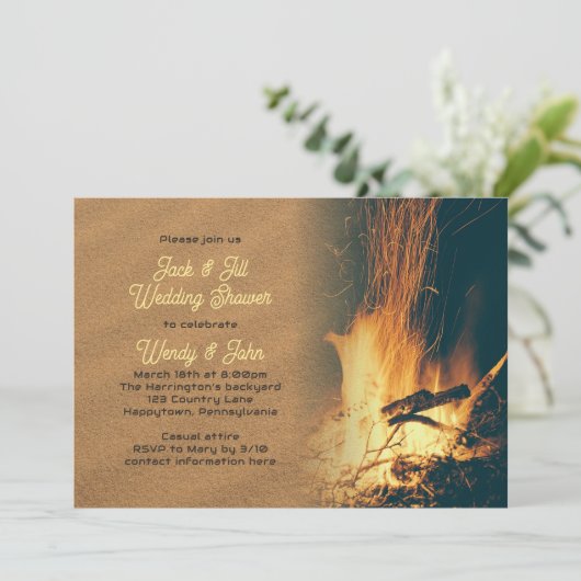 Uitnodiging voor Jack n Jill-bruidsdouche met kamp (Staand voorkant)