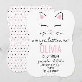 Uitnodiging voor kittenverjaardag met roze hartjes