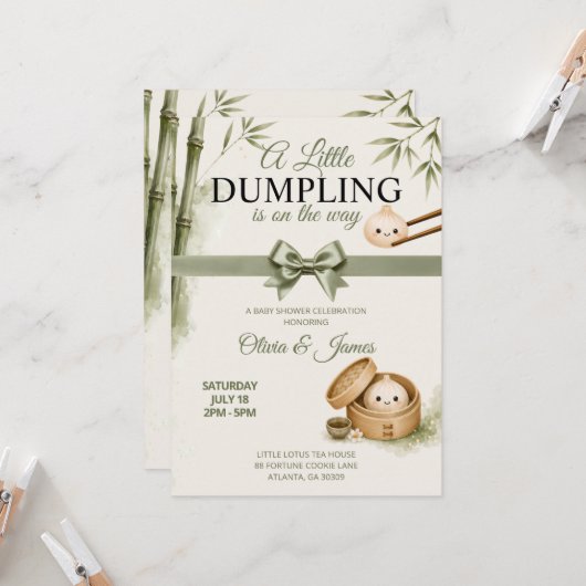 Uitnodiging voor Little Dumpling Baby Shower (Voorkant / Achterkant in situ)