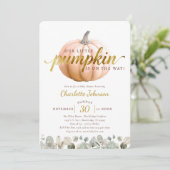 Uitnodiging voor Little Pumpkin-herfst-babyshower (Staand voorkant)