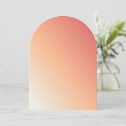 Uitnodiging voor Ombre Peach en White Gradient (Staand voorkant)