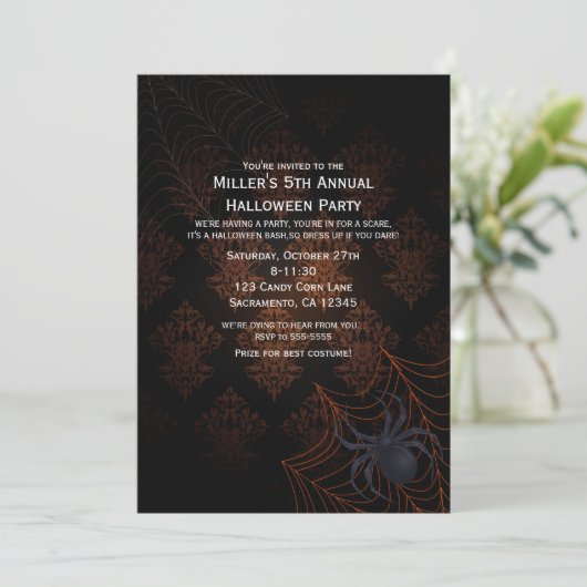 Uitnodiging voor Oranje en zwarte Damask Halloween (Staand voorkant)