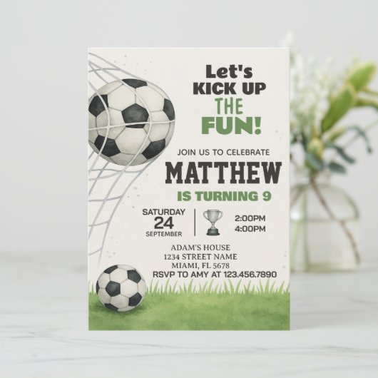 Uitnodiging voor Printable Soccer Birthday (Staand voorkant)